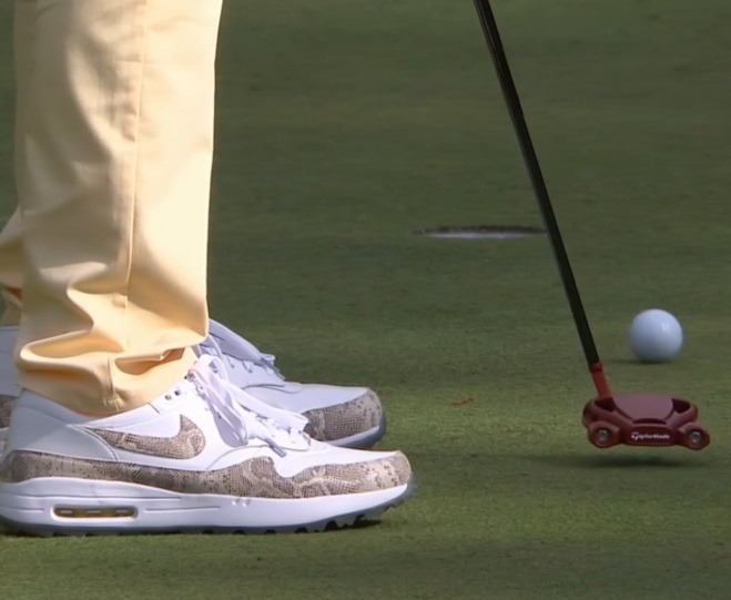 snakeskin nike golf shoes