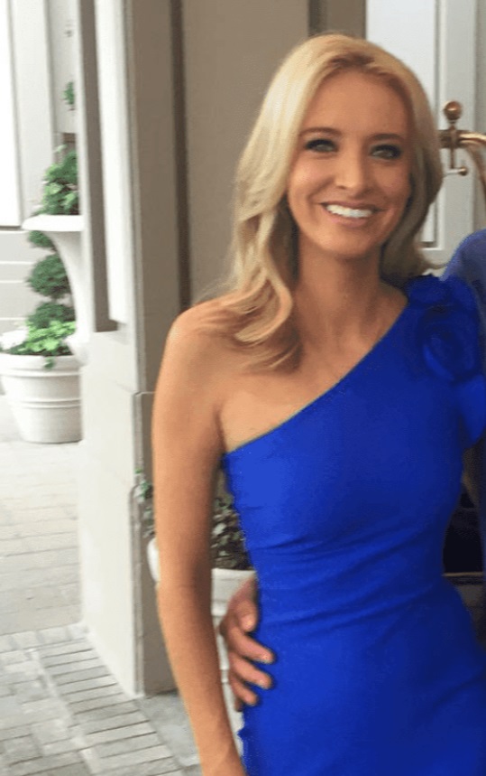 PHOTO Kayleigh McEnany Spotted In Tampa Florida With Husband