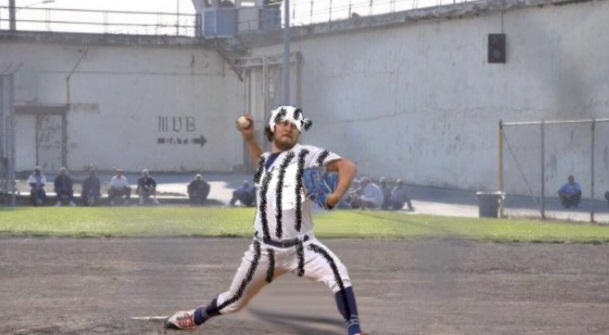 PHOTO Trevor Bauer Strikes Out Darren Sharper To Win The Solitary Campionship Series