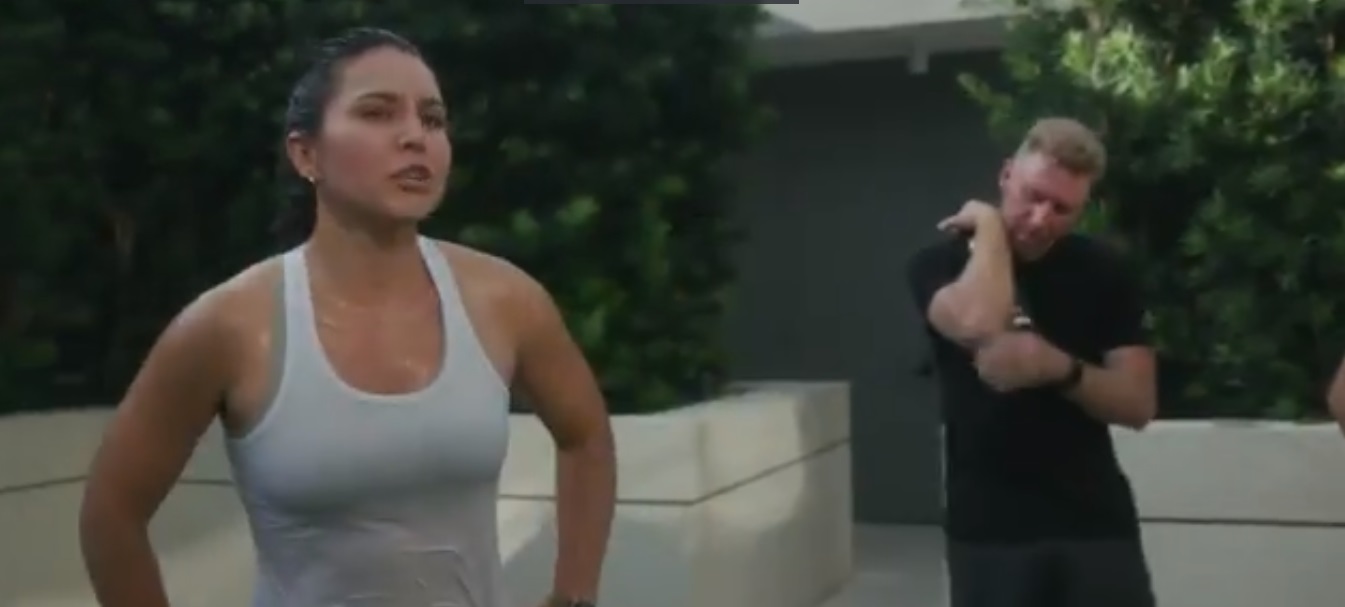 HD PHOTO Tulsi Gabbard Covered In Sweat After Working Out