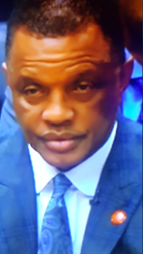 PHOTO Alvin Gentry's Eyes Looks Like He's Been Smoking The Good Stuff