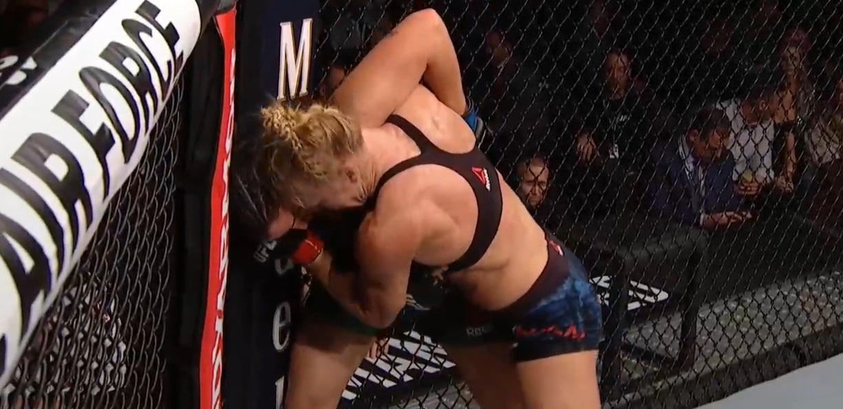PHOTO Close Up Of Holly Holm's Huge Muscles