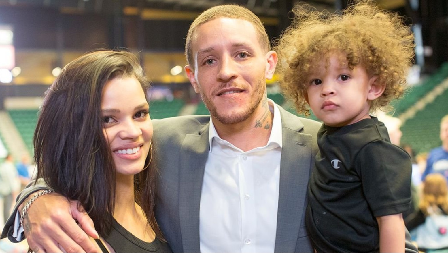PHOTO Delonte West With His Wife And Son Before He Turned To Drugs