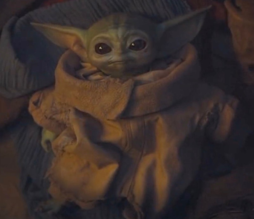 PHOTO Look At Baby Yoda's Cute Little Green Foot