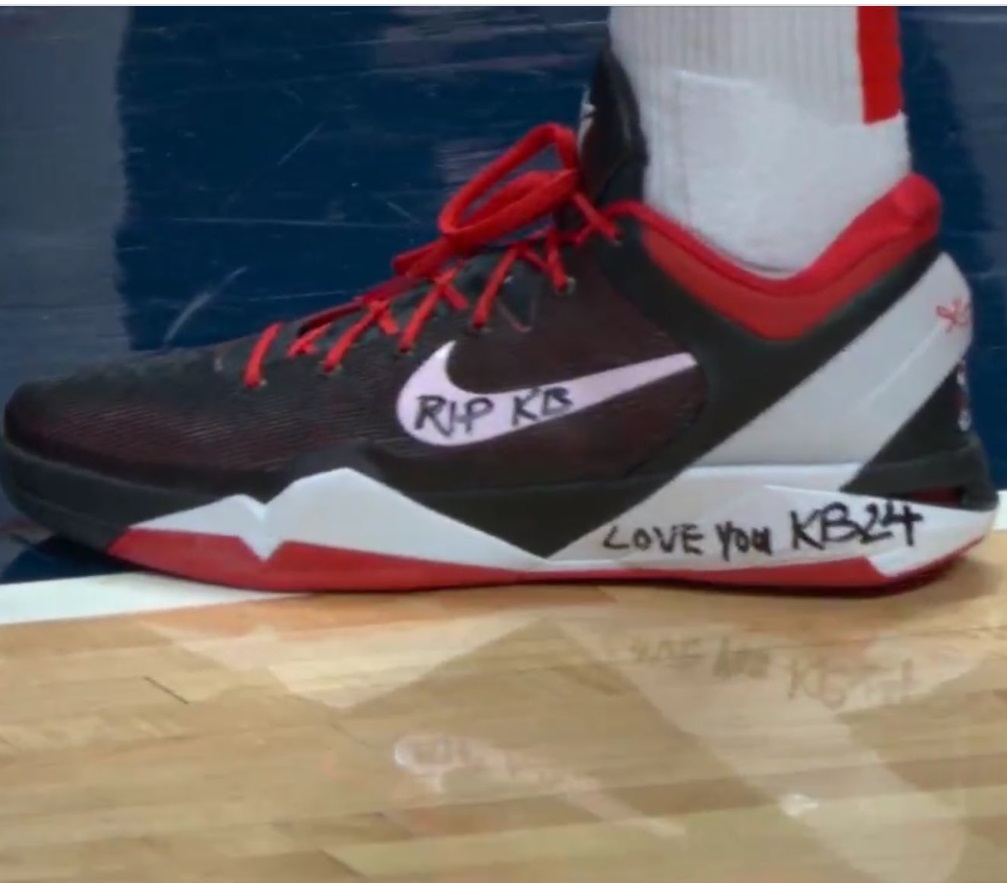 PHOTO PJ Tucker Wrote RIP Kobe On His Shoes For Today's Game