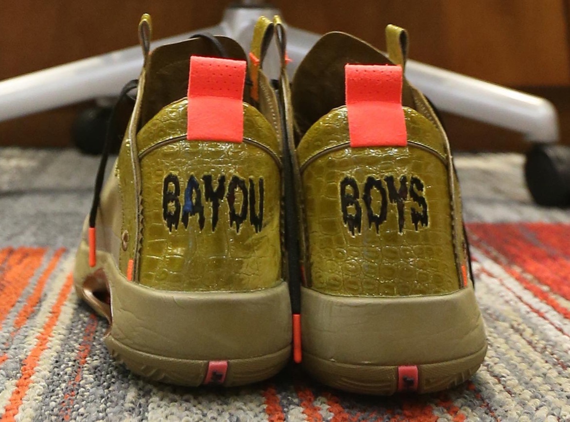 PHOTO Zion Williamson Wearing Bayou Boys Air Jordan 34 PE