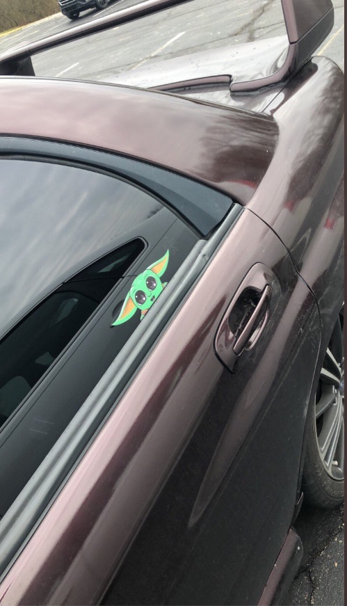 PHOTO Baby Yoda Car Sticker Spotted
