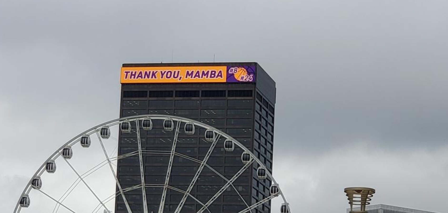 PHOTO Building In LA Honoring Kobe With Thank You Mamba On Top