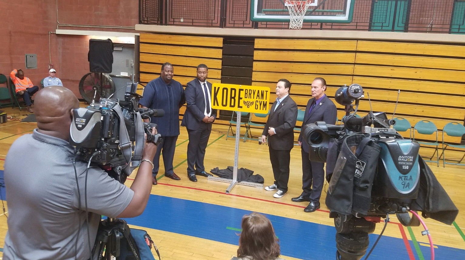 PHOTO Gym in Carson California Renamed Kobe Bryant Gym