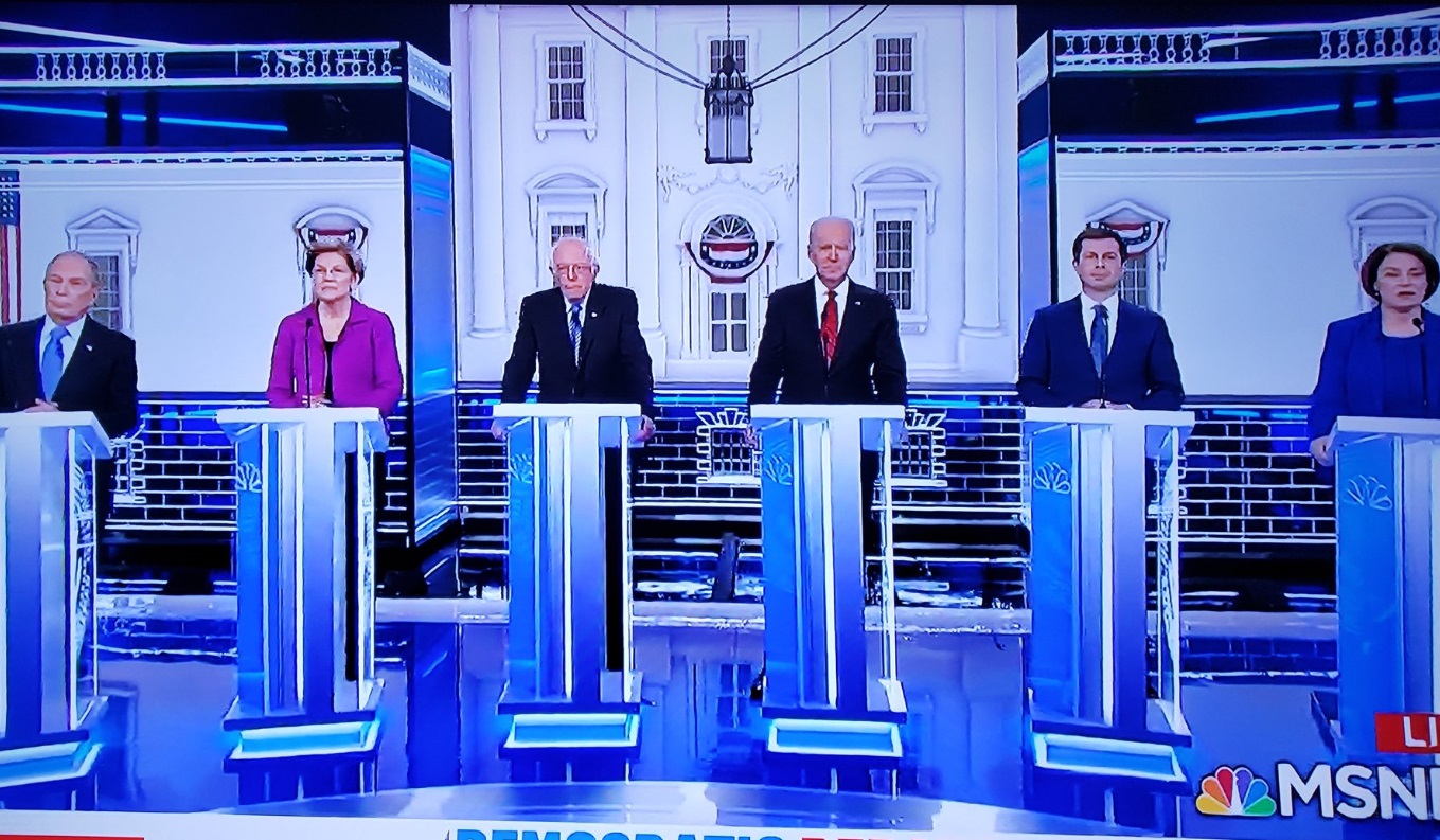 PHOTO Look How Short Michael Bloomberg Is Compared To Other Candidates At Democratic Debate