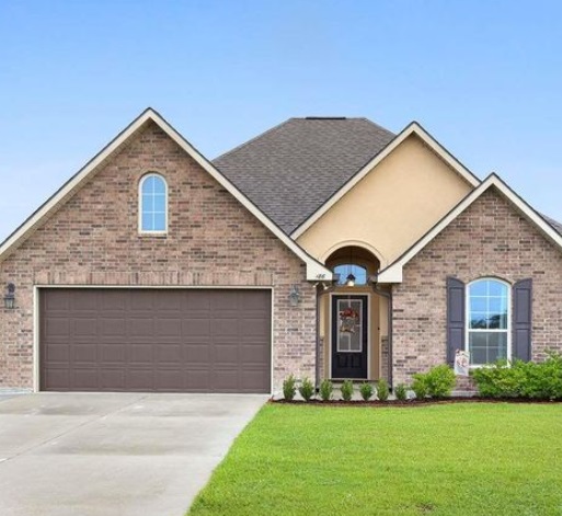 PHOTO The House Greg Robinson Was Taking 157 Pounds Of Weed To In Thibodaux Louisana