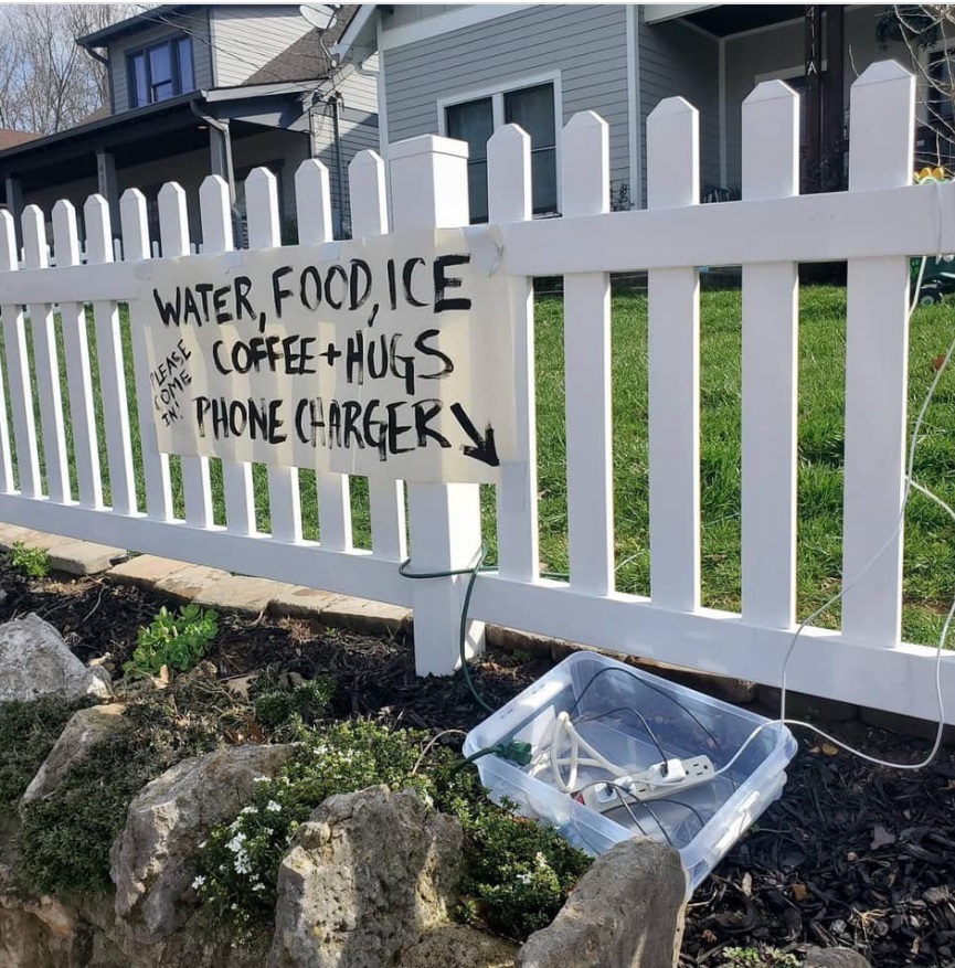 PHOTO Nashville Resident Put Phone Charger Water Food Ice Coffee Outside House For Nashville Tornado Victims