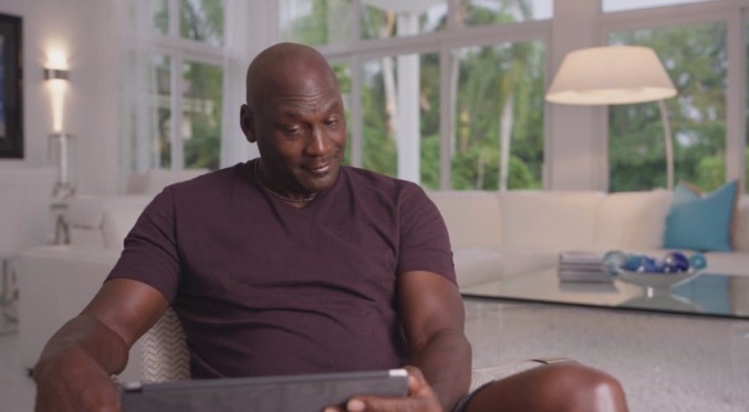 PHOTO Michael Jordan's Face Looking At iPad When Someone Tells Him Kobe Or Lebron Is Better Than Him