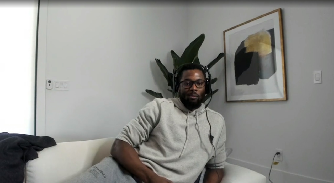 PHOTO Harrison Barnes Playing Very Badly At 2K In The NBA 2 Tourney From His Couch