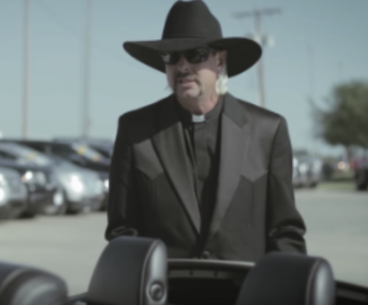 PHOTO Joe Exotic Dressed Like A Priest