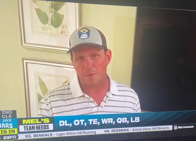 PHOTO Tony Boselli Looks Very Pale After Getting Out Of The ICU