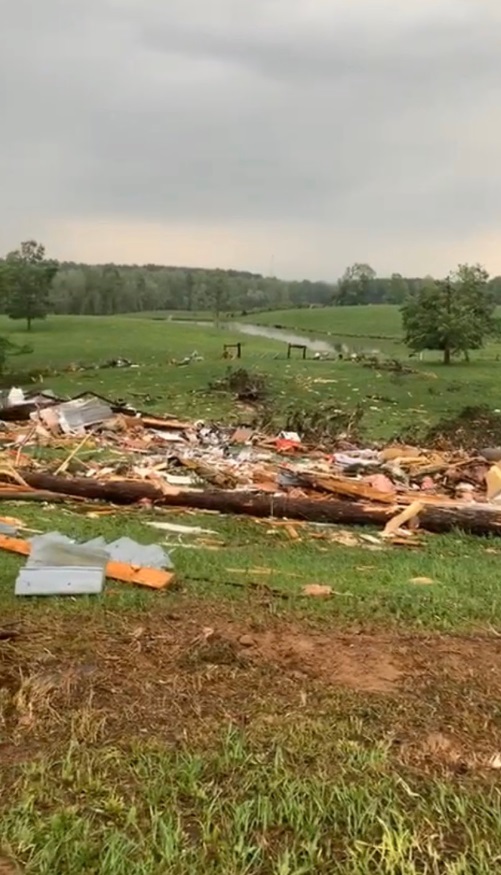 PHOTO What's Left Of A Home In Mississippi After Tornado Hits