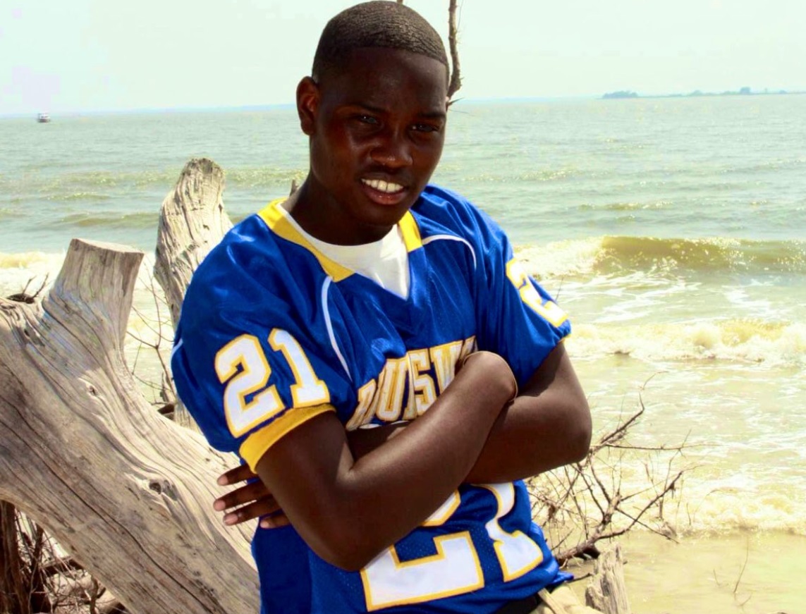 PHOTO Ahmaud Arbery At The Beach In A Football Jersey