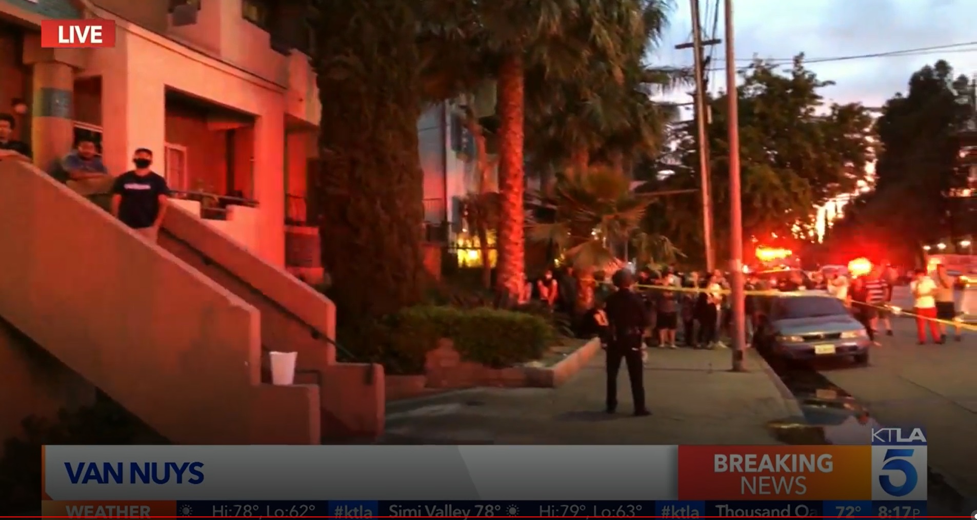 PHOTO Fire In Van Nuys Getting Dangerously Close To Apartments