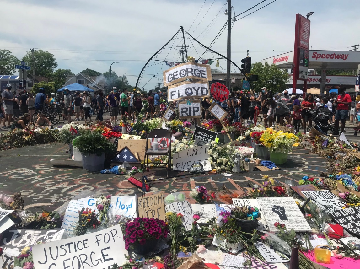PHOTO Memorial Setup For George Floyd At Intersection Of 38th And Chi In Minneapolis