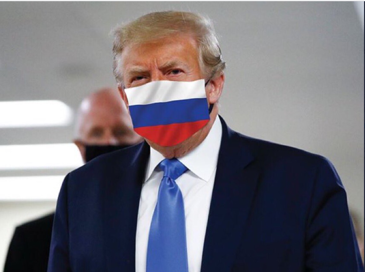 PHOTO Donald Trump Wearing A Russian Face Mask