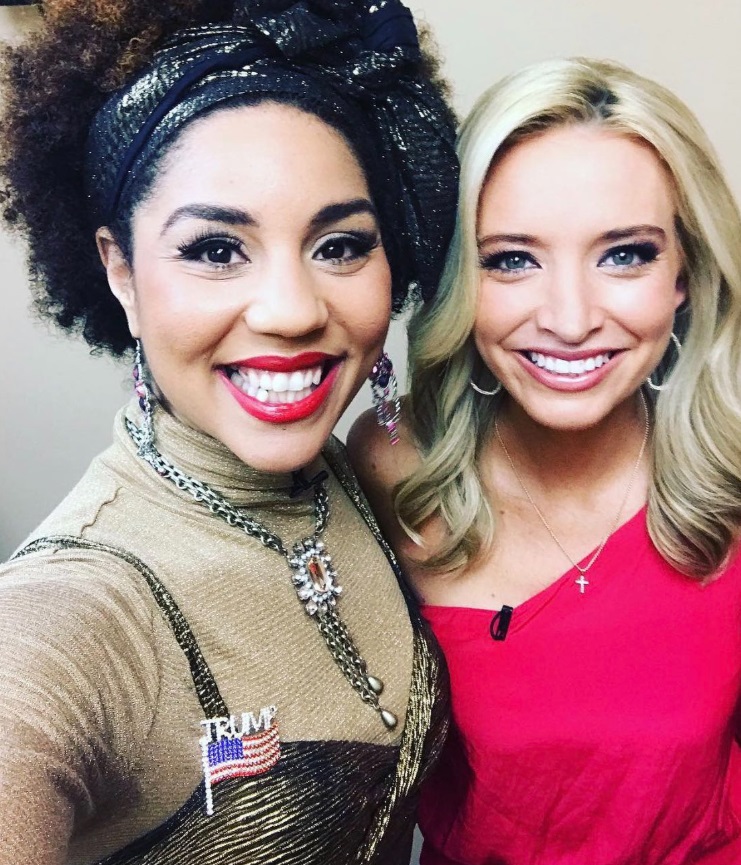 PHOTO Joy Villa Took Selfie With Kayleigh McEnany