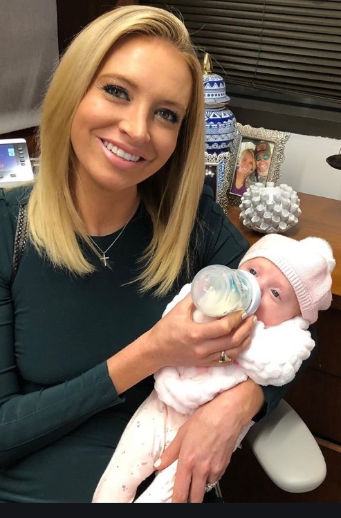 PHOTO Kayleigh McEnany Feeding Her Baby At Her Desk