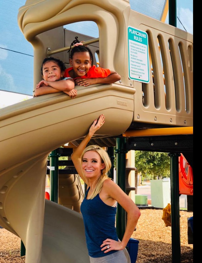 PHOTO Kayleigh McEnany Watching Kids At Flag Football And Pizza Party At Tampa Florida Foster Home