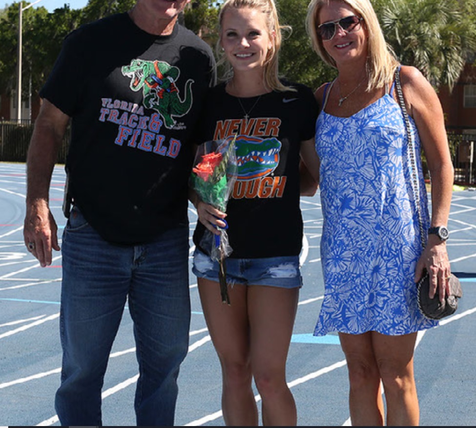 PHOTO Kayleigh McEnany's Sister On The Track Wearing A Florida Gators T-Shirt
