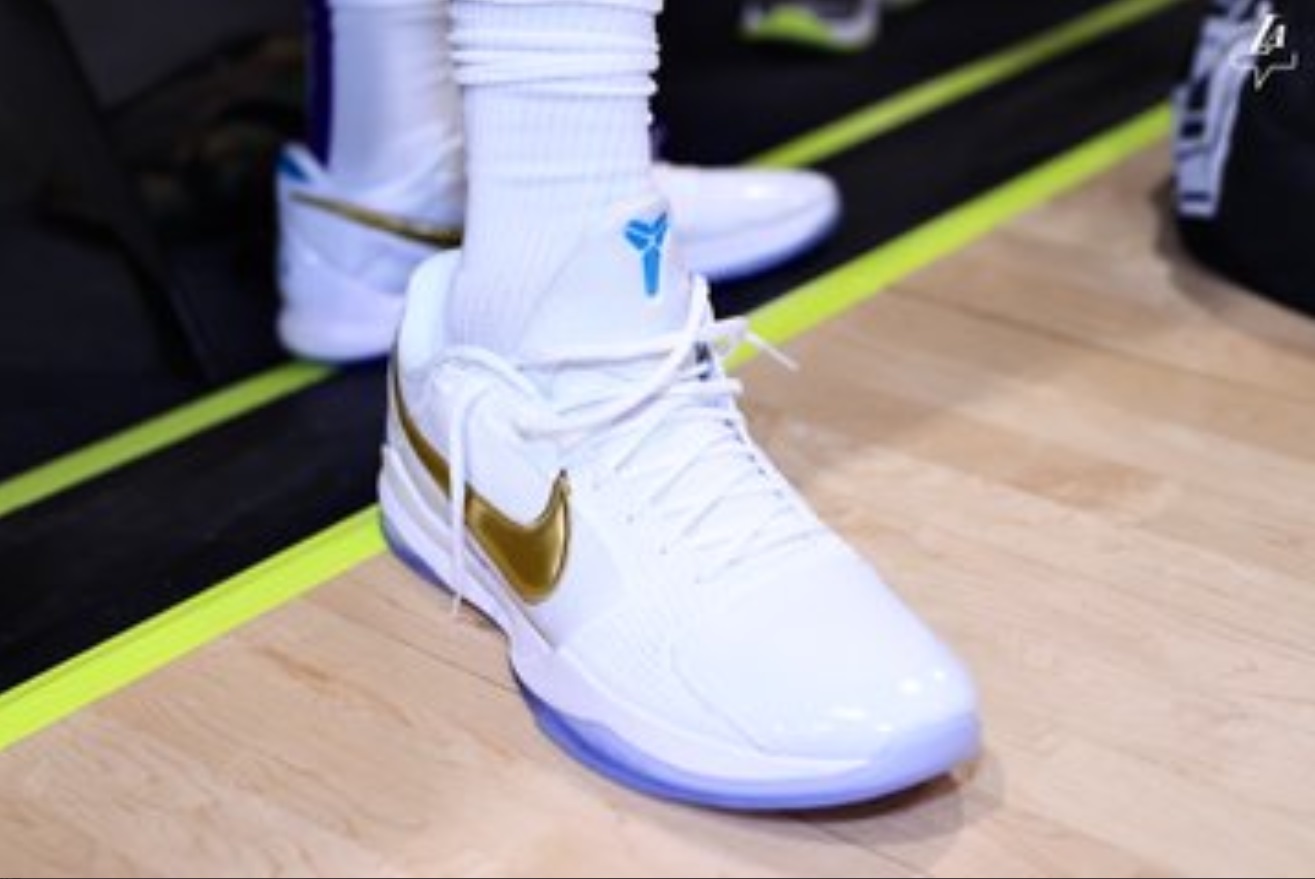 PHOTO Anthony Davis Wearing Nike Kobe V Protro Undefeated 'What If' Pack
