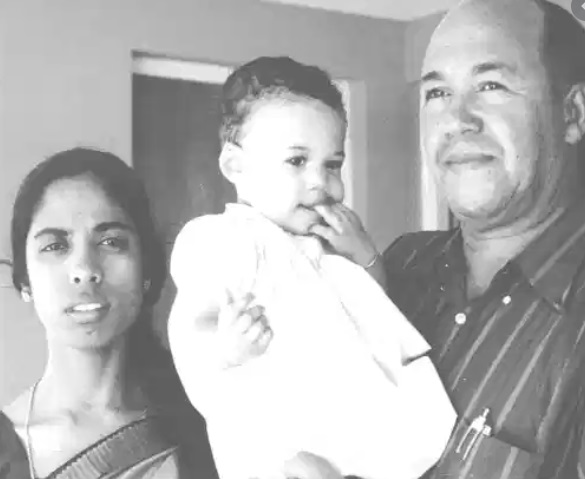 PHOTO Kamala Harris' Immigrant Parents Holding Her When She Was An Infant