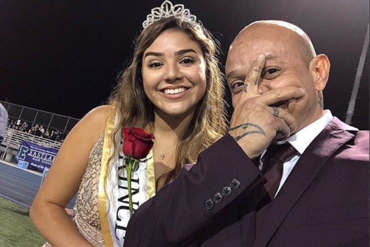 PHOTO Rey Mysterio With His Hot Daughter