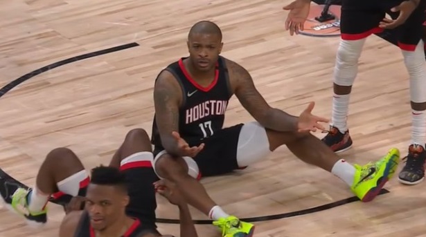 PHOTO PJ Tucker Wearing Neon Green Wizenard Kobe 4 PE's